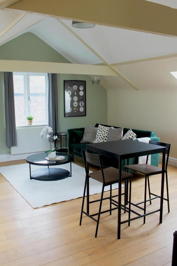 Charming 1-Bed Loft In Caerleon Apartment Newport  Exterior photo